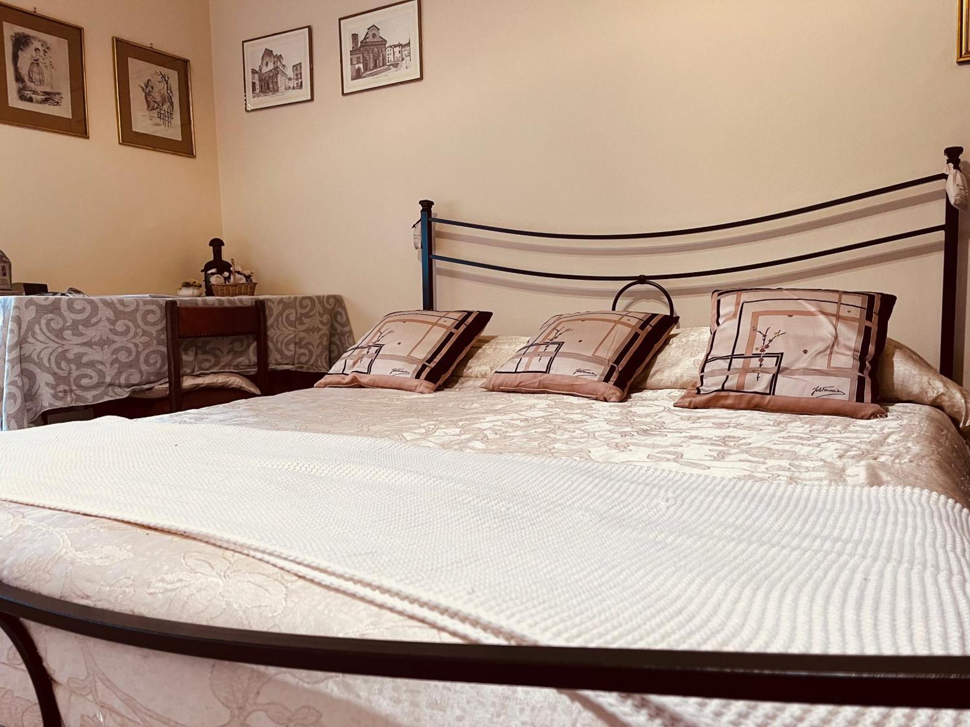 Bed&Breakfast Benedetta Cantagrillo エクステリア 写真